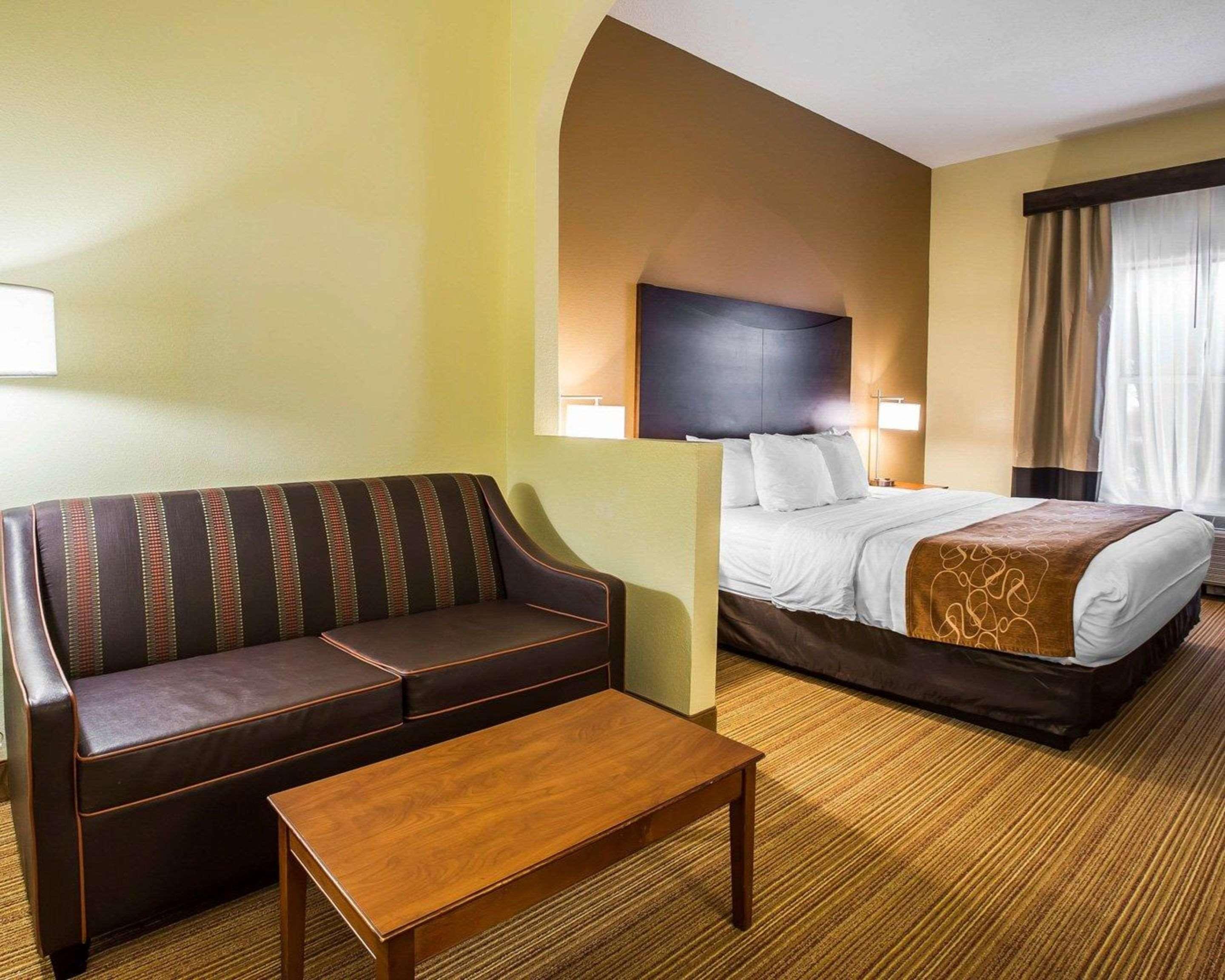 Comfort Suites Anderson-Clemson Exterior photo